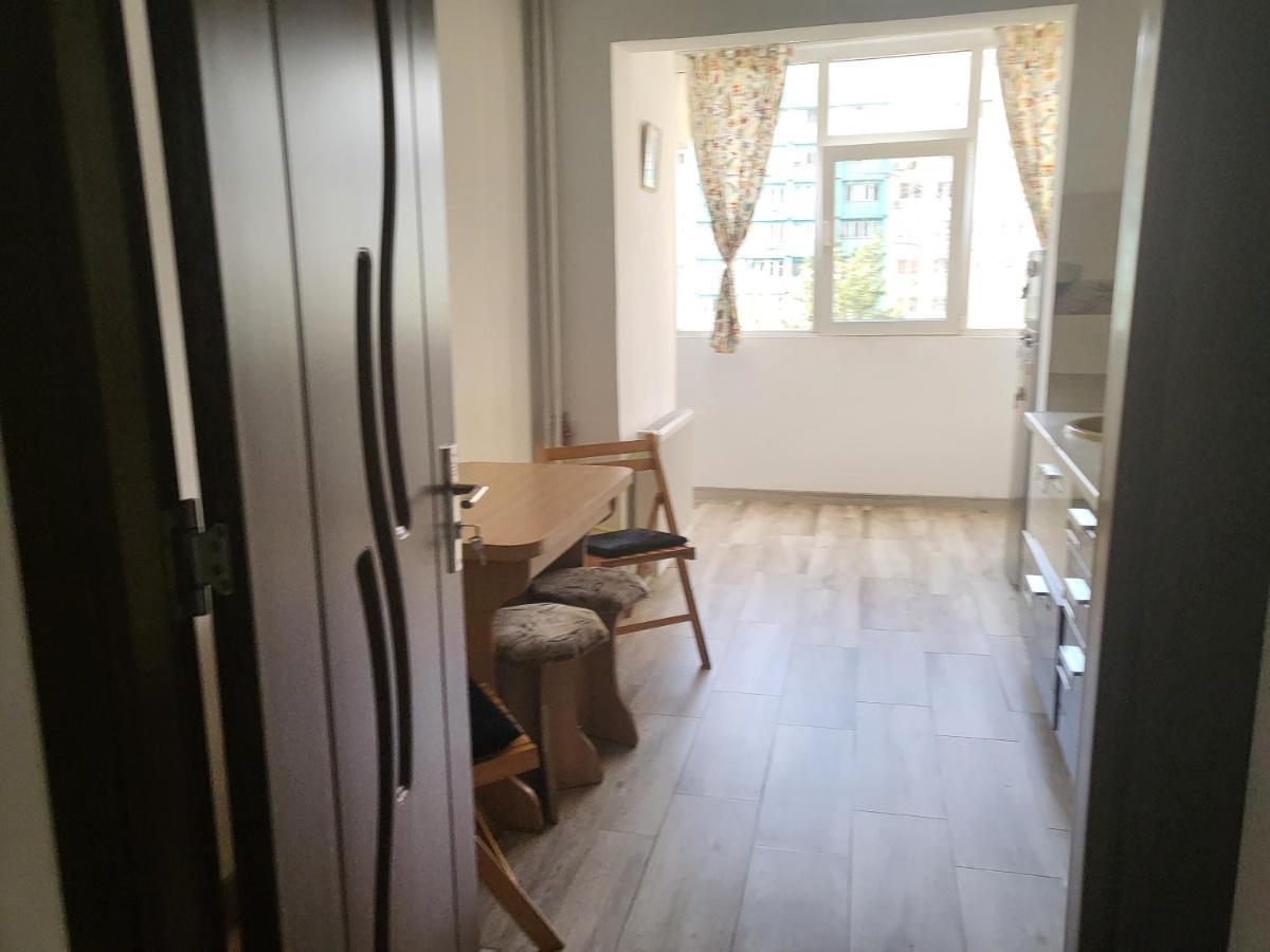 Apartament Cu 3 Camere Chiar In Inima Capitalei Βουκουρέστι Εξωτερικό φωτογραφία